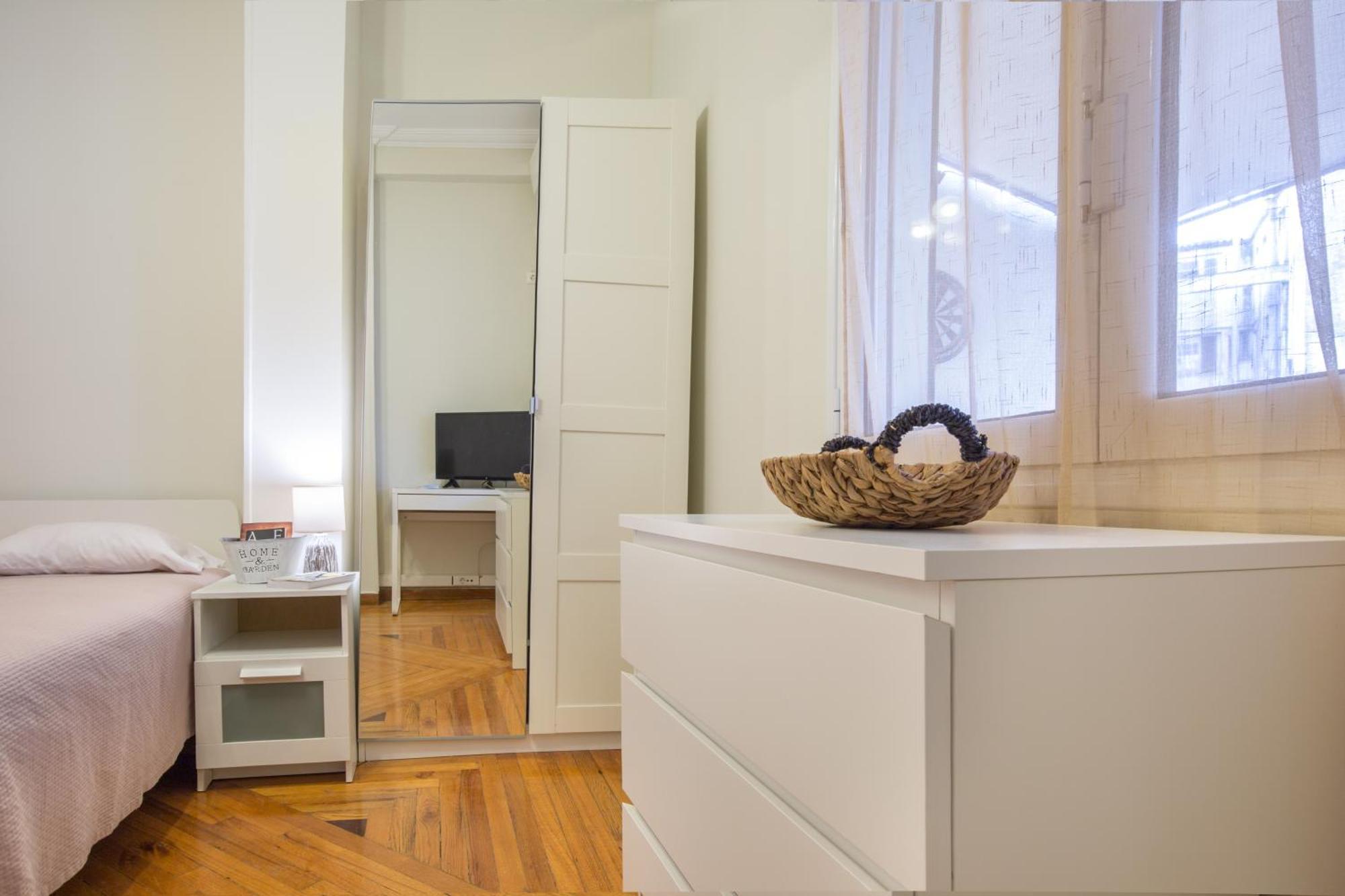 Downtown Quiet Apartment On A Pedestrian Street Athènes Extérieur photo