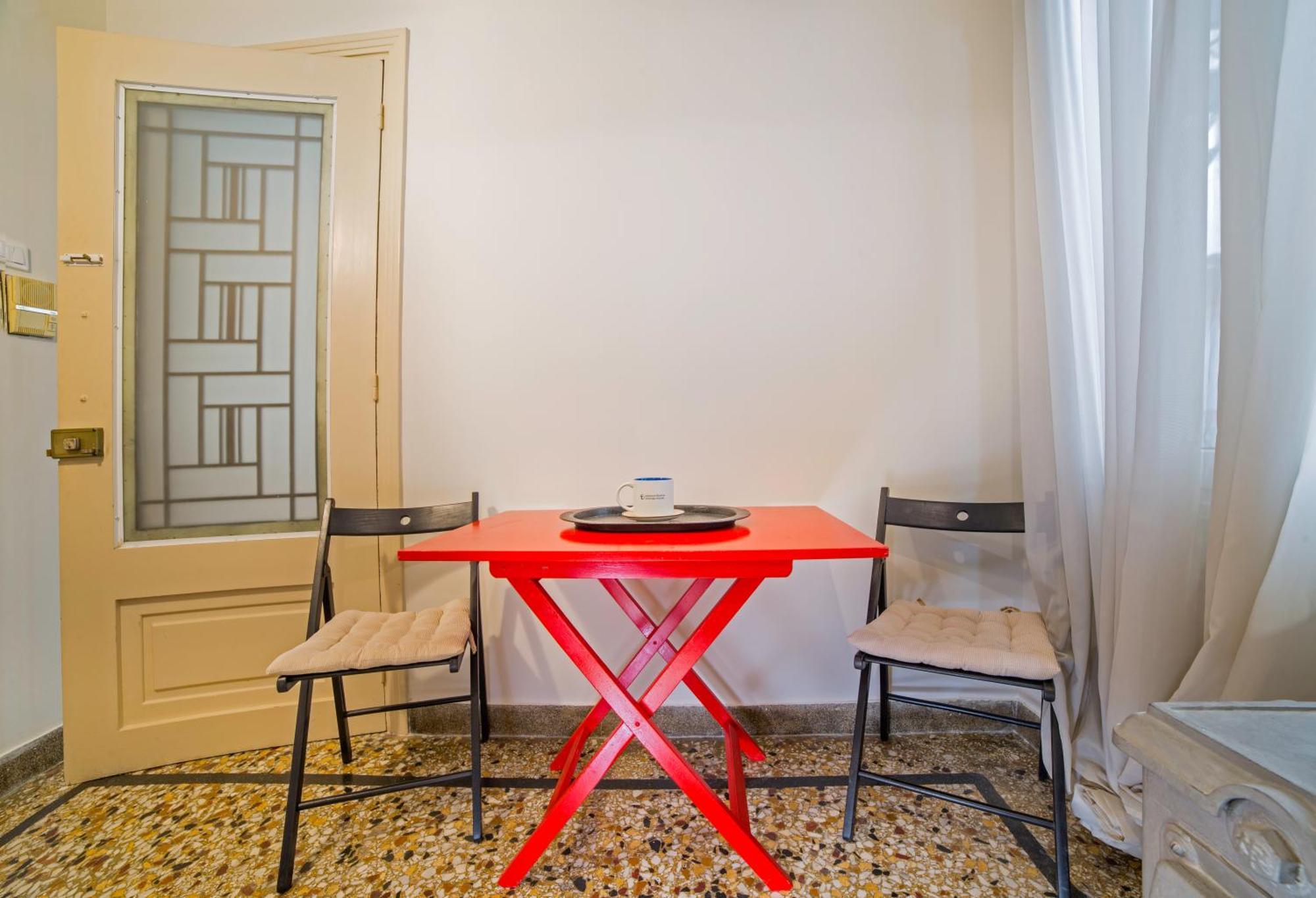 Downtown Quiet Apartment On A Pedestrian Street Athènes Extérieur photo